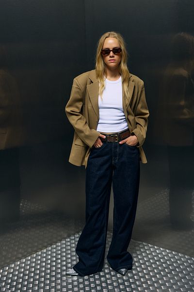 bases. Oversize Blazer Jacket