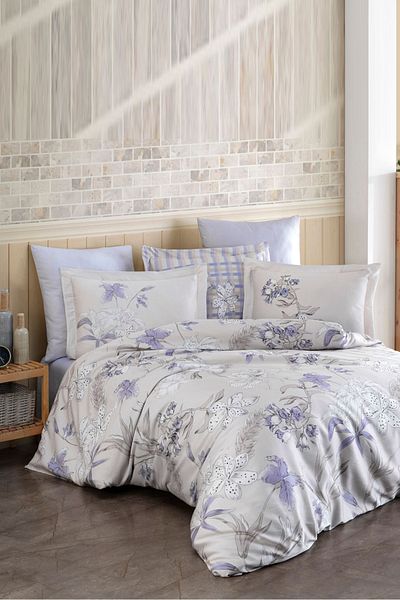 VAROL Family Size Lyocell Bedding Set