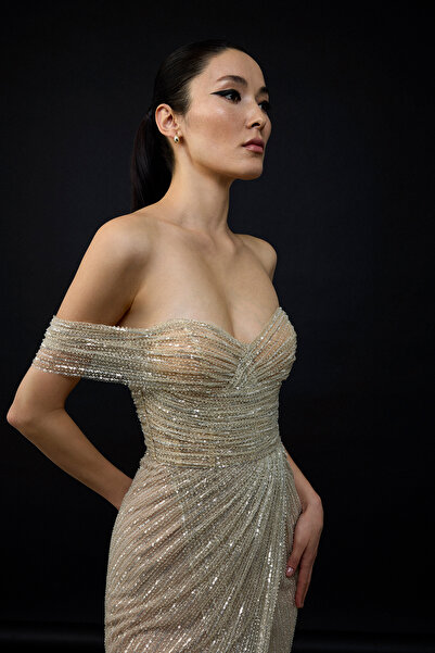 cercis Pul Payet Detaylı Straplez Yırtmaçlı Uzun Abiye Elbise