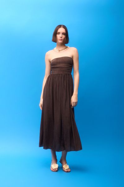 Quzu Drape Detailed Pleated Strapless Midi Dress