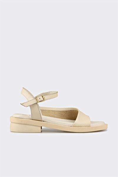 Elle Shoes Ekru Deri Kadın Düz Sandalet