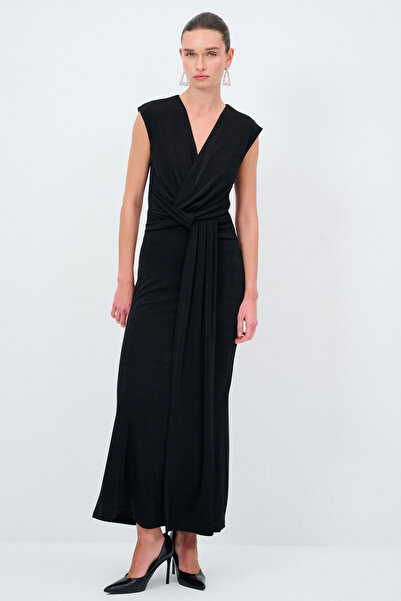 Love My Body Bağlama Detaylı Kolsuz Uzun Elbise