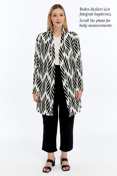 Laden Plus Size Women's Oversized Summer Spring Wrinkle Fabric Pants Patterned Cardigan Mother's Two-Piece Suit