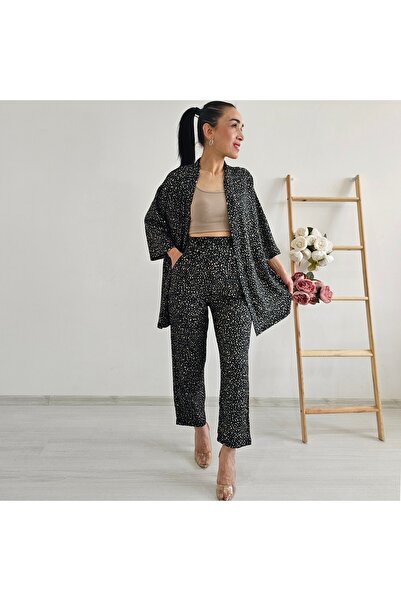 Altı Üstü Butik Havuç Paça Su Damlası Takım