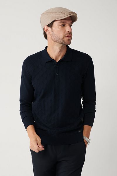 Avva Marineblauer Strickpullover mit 3 Knöpfen und gemusterter Vorderseite für Herren A32y5088
