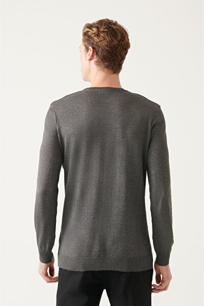 Avva Men's Gray Crew Neck Cotton Knitwear Sweater A22Y5075