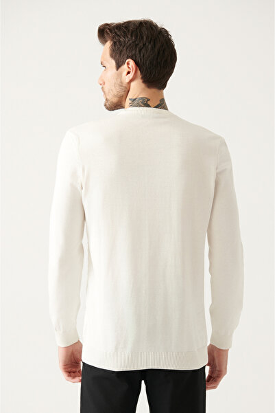 Avva Men's Ecru Crew Neck Cotton Knitwear Sweater A22Y5074