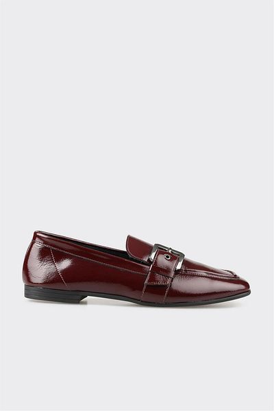 Elle Shoes حذاء كاجوال نسائي من الجلد باللون العنابي