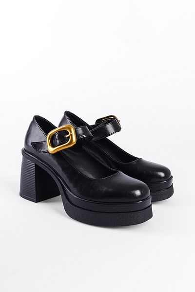 Capone Outfitters Дамски обувки Mary Jane - висока подметка и катарама
