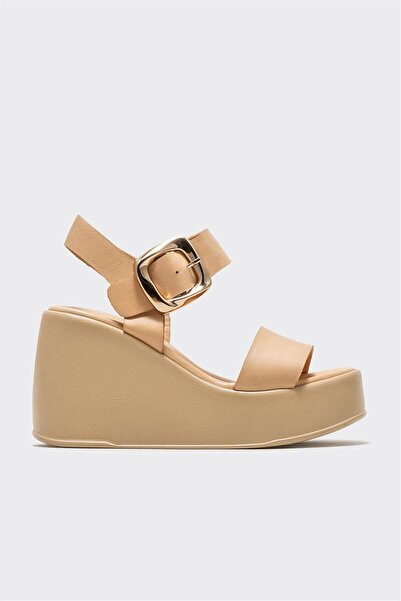 Elle Shoes Naturel Deri Kadın Dolgu Topuk Sandalet