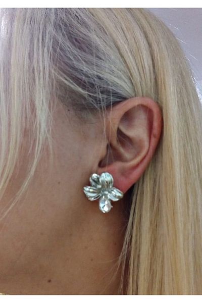 mos&more Silver White Drop Design Women Earrings