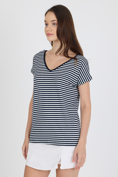 Rodi Front Back V-Neck Black Women's T-Shirt 0003