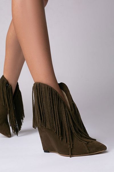 Vanilla Days Nemesis khaki suede ankle boots with fringes