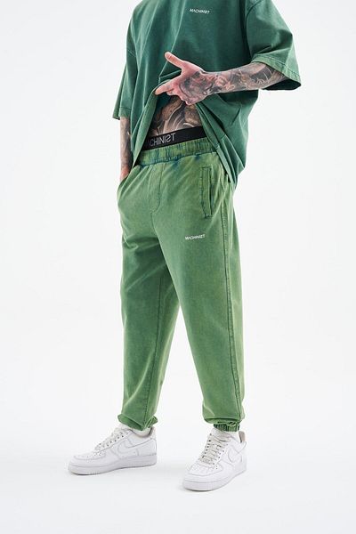 Machinist Men's Relaxed Washed Oil Green Sweatpants