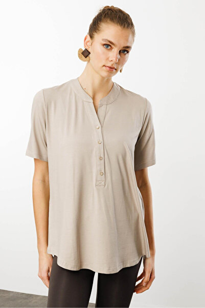 Desen 25764Γυναικείο μπλουζάκι με κουμπιά από βαμβακερό χτενισμένο πορτοκαλί25764Γυναικείο μπλουζάκι με κουμπιά από βαμβακερό χτενισμένο πορτοκαλί