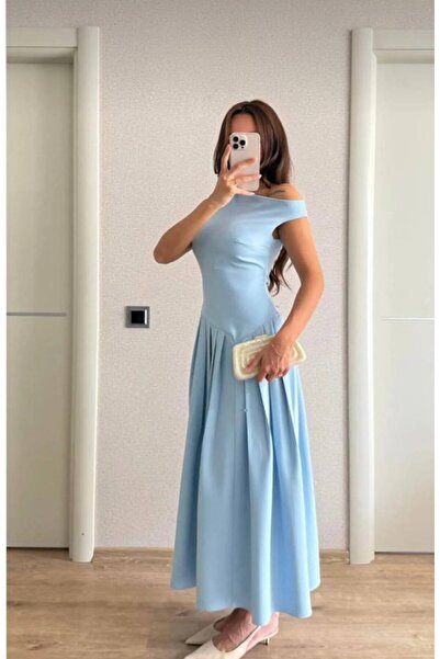 Ahzem Collection Tasarım Kayık Yaka Pileli Midi Boy Elbise