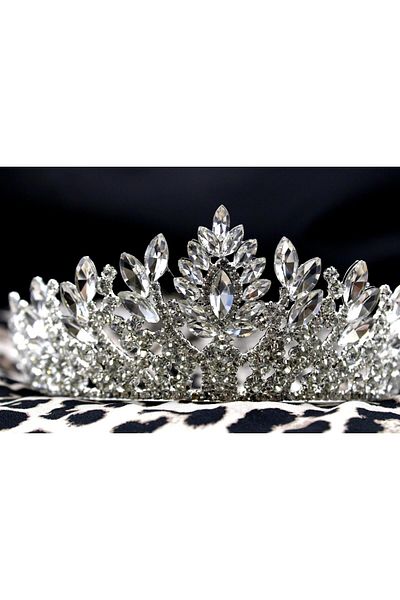 Brand. Deluxe Royal Crown – High Sparkle Crystal Tiara | Leaf-Shaped Stones