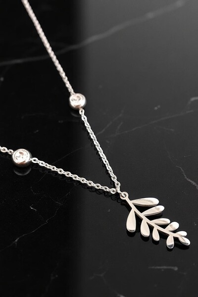 Lina Tia Kadın Çelik Zincirli Su Yolu Gümüş Kaplama Zeytin Dalı Tasarımlı Mod...