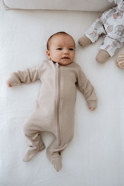 Tuğba Kuğu Baby Rompers with Zippered Booties - Pureline Series - Mink