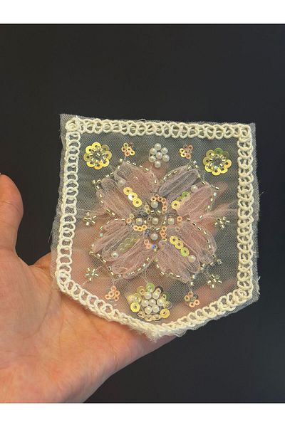 Gönülden Tasarım Bead Sequence Embroidery Flowered Pocket Arma 14X12 cm Pink