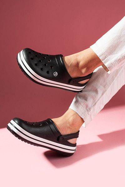 FUGA MODA Stefan Black Perforated Polyurethane Closed Front Wet Floor Men's Slippers and Sandals
