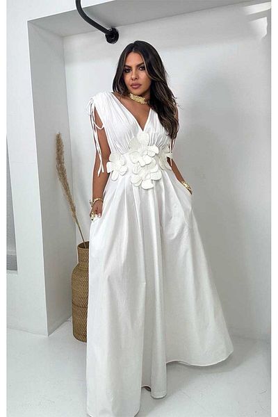 Sohotique By P Embroidered Floral Appliqué Dress Ecru