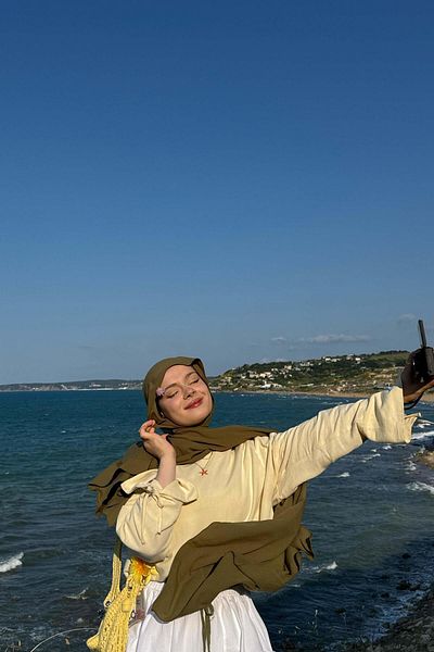 İpekhan Thanksgiving Kara's Choice for Summer Relax Shawl 10000-11