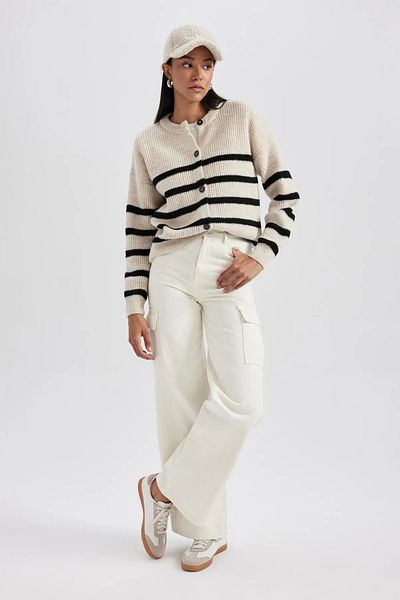 DeFacto Regular Fit Striped Crew Neck Selanik Fabric Cardigan