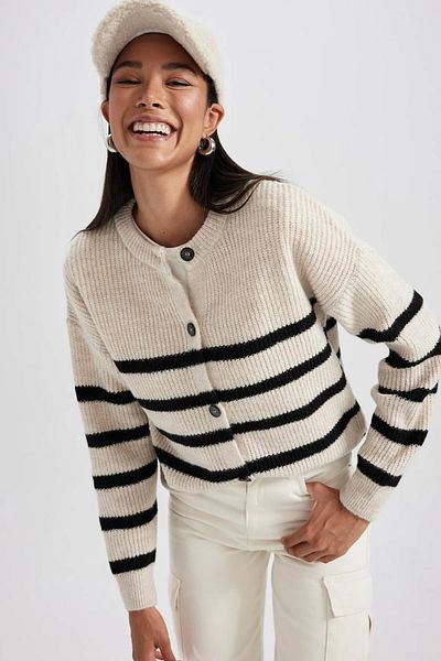 DeFacto Regular Fit Striped Crew Neck Selanik Fabric Cardigan