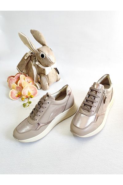 Of&Off Women's Genuine Leather Textured Shoes