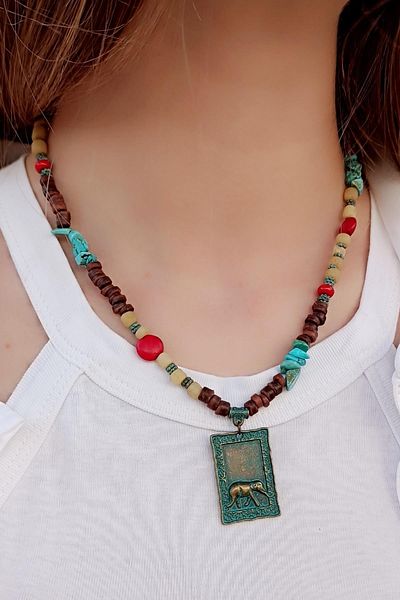 Fildişi Aksesuar Ethnic Design Handmade Women's Necklace with Elephant Shaped Metal Pendant End (45 cm)