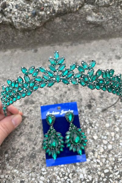 Hobigram Silvana Green Bridal Henna Crown Special Occasion Accessory Women's Crown and Wide Shuttle Earrings Set