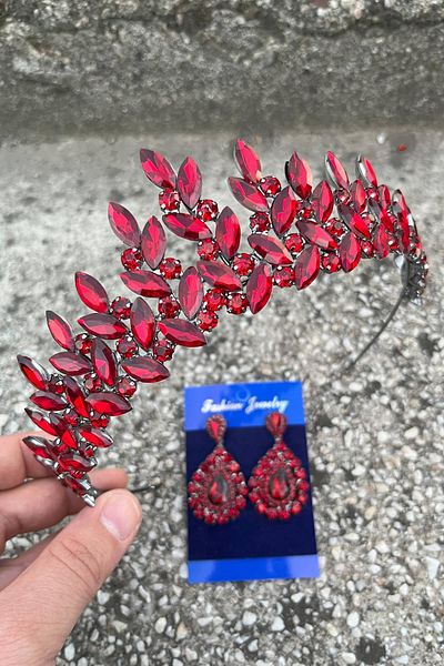 Hobigram Regina Burgundy Bridal Henna Crown Special Occasion Accessory Women's Crown and Drop Shuttle Earring Set
