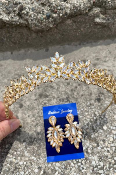 Hobigram Silvana Gold Bridal Henna Crown Special Occasion Accessory Women's Crown and Thin Shuttle Earring Set