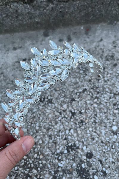 Hobigram Regina Silver Bridal Henna Crown Special Occasion Accessory Women's Crown Hair Accessory – Crown, Crystal Stone