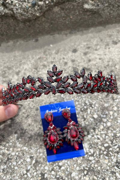 Hobigram Silvana Burgundy Bridal Henna Crown Special Occasion Accessory Women's Crown and Wide Shuttle Earrings Set