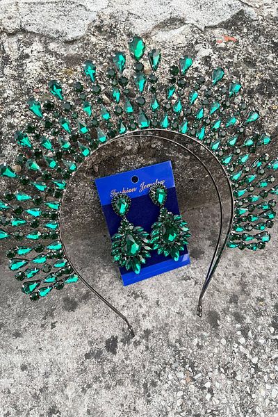 Hobigram Michaelle Green Bridal Henna Crown Special Occasion Accessory Women's Crown and Wide Shuttle Earrings Set