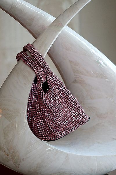 Moom Bag Γυναικεία βραδινή τσάντα φορέματος με διπλή λαβή από ροζ πέτρα