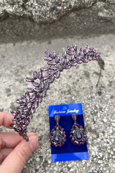 Hobigram Silvana Purple Bridal Henna Crown Special Occasion Accessory Women's Crown and Drop Shuttle Earring Set
