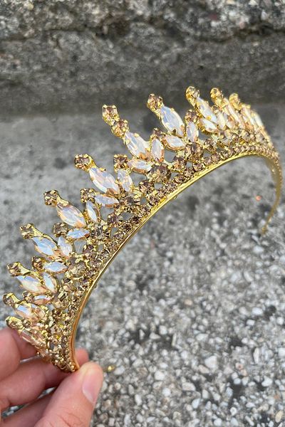 Hobigram Ivanna Gold Bridal Henna Crown Special Occasion Accessory Women's Crown Hair Accessory – Crown, Crystal Stone
