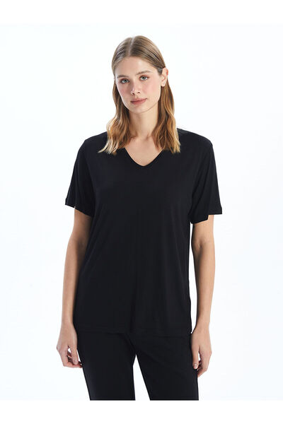 LC Waikiki تي شيرت نسائي من Peak New Season برقبة على شكل حرف V