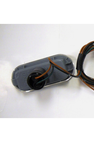 TYC Volkswagen Bora 99-05 Passat 01-05 Golf IV 98-05 Polo 00-05 Çamurluk Yan Sinyal Lambası 1J0949117