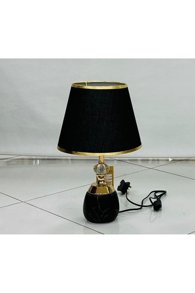 DEC10 Modern and elegant office lamp