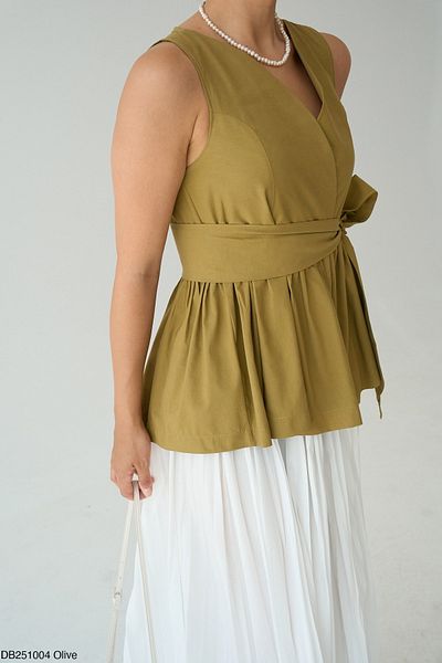 Qu Style Sleeveless Tie Detail Poplin Blouse Green