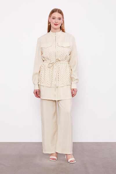 Levidor Lace Detailed Double Suit