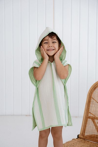 Tuğba Kuğu 4 Layer Muslin Poncho - Line Series