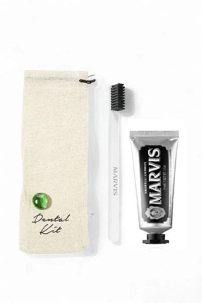 Marvis Amarelli Licorice Toothpaste 25 ml + Soft White Toothbrush Dental Kit