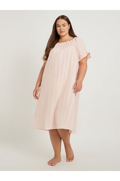 Styli Plus Size Circle Lace Broderie Trim Nightdress