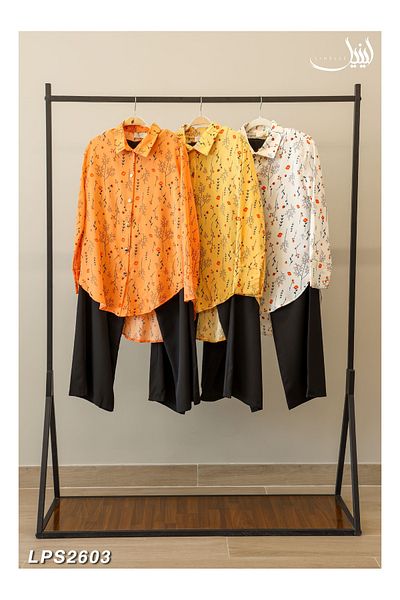 LINELLE Ladies Co-ord Pant Set – Solid Short Sleeve Shirt with Printed Wide-Leg Pants.