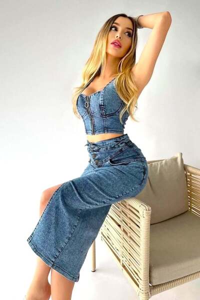 FashionForYou MigheL denim set, with long slit skirt and zipped bustier, Blue